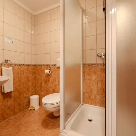 Palota 3*