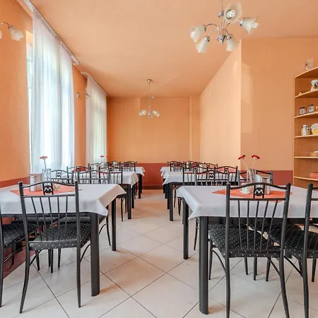 Palota 3*