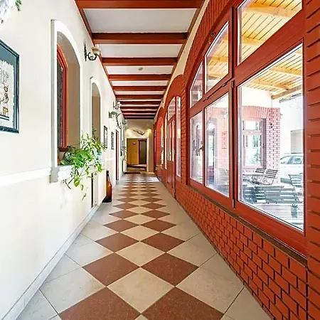 Hotel Palota