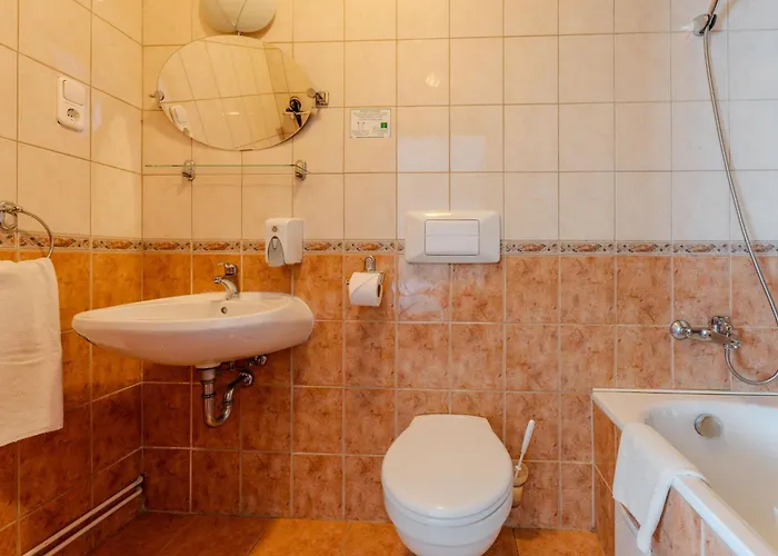Palota 3*